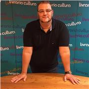 Capacidade de ministração comprovada, construindo aulas instigantes e envolventes para os discentes da disciplina